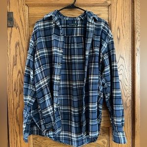 G.H. Bass & Co blue plaid button down shirt